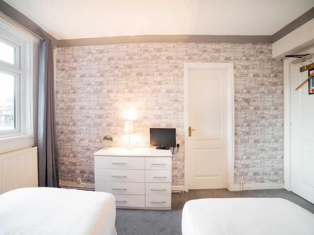 The Traxx Hotel بانغور المظهر الخارجي الصورة