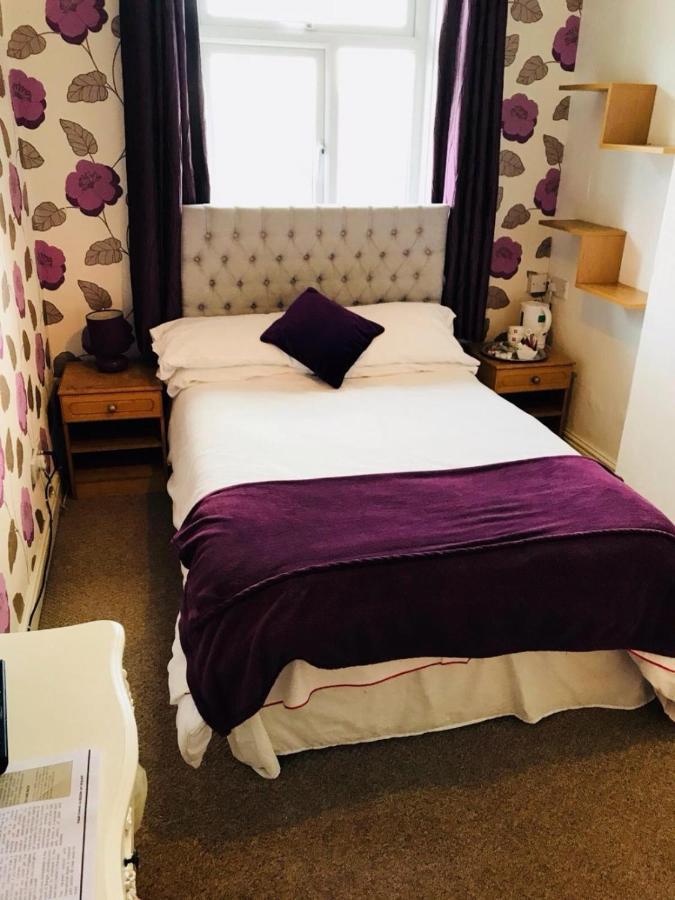 The Traxx Hotel بانغور المظهر الخارجي الصورة
